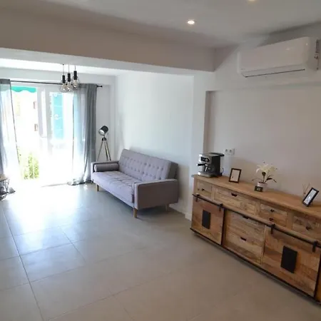 Centrico Denia, 200 M Del Puerto Apartment *